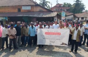 ರಸ್ತೆ ದುರಸ್ತಿಯ ಬಗ್ಗೆ ರೊಚ್ಚಿಗೆದ್ದ ಮೂಡುಬೆಳ್ಳೆ ಗ್ರಾಮಸ್ಥರು…!!