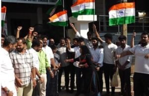 ಮಂಗಳೂರು : ಉಗ್ರರನ್ನು ಹೊಡೆದುರುಳಿಸಿದ ಭಾರತೀಯ ಸೇನೆ : ಕಾಂಗ್ರೆಸ್ಸಿಗರಿ0ದ ಸಂಭ್ರಮಾಚರಣೆ…!!