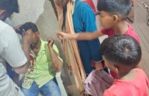 ಕೊಡಗು : ಕಾರಿನ ಮೇಲೆ ಕಾಡಾನೆ ದಾಳಿ : ಕಾರು ನಜ್ಜುಗುಜ್ಜು : ಹಲವರಿಗೆ ಗಾಯ..!!