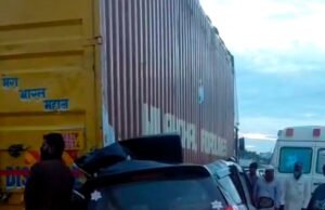 ನೆಲಮಂಗಲ : ಲಾರಿಗೆ ಹಿಂಬದಿಯಿಂದ ಕಾರು ಢಿಕ್ಕಿ : ಇಬ್ಬರು ದಾರುಣ ಮೃತ್ಯು…!!