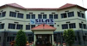 ಸಿಲಾಸ್ ಶಾಲೆಯಲ್ಲಿ ವಿದ್ಯಾರ್ಥಿ ಮೇಲೆ ದೌರ್ಜನ್ಯ : ಪ್ರಾಂಶುಪಾಲರ ವಿರುದ್ಧ ದೂರು…!!