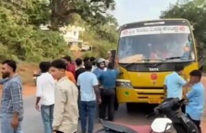 ಶಾಲಾ ಮಕ್ಕಳ ಬಸ್ ಅಡ್ಡಗಟ್ಡಿ ಬಸ್ ಚಾಲಕನಿಗೆ ತರಾಟೆ : ಅವಾಜ್ ಹಾಕಿದ ಗುಂಪು…!!