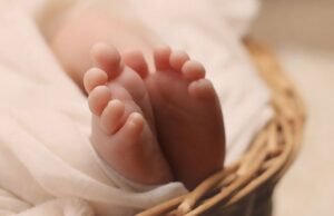 ಹಸುಗೂಸನ್ನು ಬಿಟ್ಟು ಮದುವೆಗೆ ಹೋದ ತಾಯಿ : ಕೂಸು ಸಾವು…!!