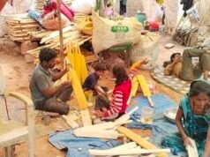 ಕುಂದಾಪುರ: ಪರವೂರಿಂದ ಬಂದು ತಲ್ಲೂರಿನಲ್ಲಿ ಬದುಕು ಕಟ್ಟಿಕೊಂಡ ಶ್ರಮಜೀವಿಗಳು : ಮಕ್ಕಳ ಆಟದ ಬ್ಯಾಟ್ನ ಹಿಂದೆ ಇದೆ ದೊಡ್ಡ ಸಾಹಸ..!