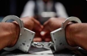 ಮಂಗಳೂರು : ರೈಲ್ವೇ ಟ್ರ್ಯಾಕ್ ನಲ್ಲಿ ಕುಳಿತ್ತಿದ್ದ ವಿದ್ಯಾರ್ಥಿಗಳ ವಿಡಿಯೋ ತೆಗೆದು ನೈತಿಕ ಪೋಲಿಸ್ ಗಿರಿ : ಇಬ್ಬರ ಬಂಧನ…!!