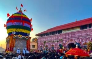 ಶಿರಸಿ : ಶ್ರೀ ಮಾರಿಕಾಂಬಾ ಜಾತ್ರೆಯಲ್ಲಿ ದರೋಡೆ ಸಂಚು : ಎಂಟು ಮಂದಿ ಅರೆಸ್ಟ್…!!