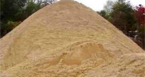 ಬ್ರಹ್ಮಾವರ: ಸ್ವರ್ಣ ನದಿಯಲ್ಲಿ ಅಕ್ರಮ ಮರಳುಗಾರಿಕೆ – ದೋಣಿ ಹಾಗೂ ಮರಳು ವಶ, ಆರೋಪಿಗಳು ಪರಾರಿ..!!