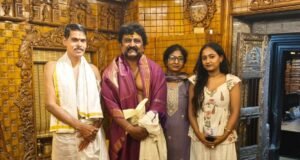 ಚಿತ್ರನಟ ಕೋಮಲ್ ಶ್ರೀ ಕೃಷ್ಣ ಮಠಕ್ಕೆ ಭೇಟಿ..!