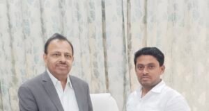 ಹಂಸಲೇಖ ಅವರ ಸಂಗೀತ ಸಾಧನೆಗೆ ಶೈಕ್ಷಣಿಕ ಗೌರವ : ಈಶ್ವರ್ ರವರಿಗೆ ಪಿಎಚ್.ಡಿ ಪದವಿ ಘೋಷಣೆ…!!