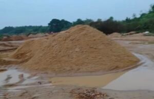 ಬಂಟ್ವಾಳ : ಅಕ್ರಮ ಮರಳು ಸಾಗಾಟ : ಪೊಲೀಸರಿಂದ ದಾಳಿ…!!