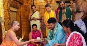 ಉಡುಪಿ : ನಟ ಕುರಿ ಪ್ರತಾಪ್ ಕುಟುಂಬ ಸಮೇತ ಶ್ರೀ ಕೃಷ್ಣಮಠಕ್ಕೆ ಭೇಟಿ..!!