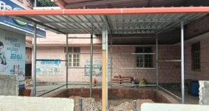 ಉಡುಪಿ ನಗರ ಪ್ರಾಥಮಿಕ ಆರೋಗ್ಯ ಕೇಂದ್ರದ ಕಂಪೌಂಡ್ ಕೆಡವಿ ತೆರಿಗೆ ಪಾವತಿ ಕೇಂದ್ರ ಸ್ಥಾಪನೆಗೆ ವಿರೋಧ…!!