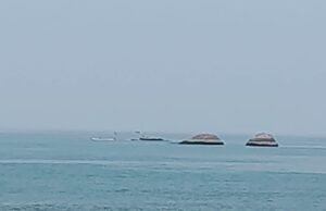 ಕಾಪು: ತಮಿಳುನಾಡಿನ ದೋಣಿ ಡಿಕ್ಕಿ : ಸ್ಥಳೀಯ ನಾಡದೋಣಿ ಮಗುಚಿ ಮೀನುಗಾರ ನಾಪತ್ತೆ….!