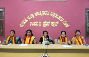 ಕರವೇ ಮಹಿಳಾ ಘಟಕ ಬರ್ಕಾಸ್ತು ಆದರೂ ಜಿಲ್ಲಾಧ್ಯಕ್ಷೆ ಎಂದು ಸ್ವಯಂ ಘೋಷಿಸುತ್ತಿರುವ ಜ್ಯೋತಿ ಸೇರಿಗಾರ್ತಿ : ಸಾಮೂಹಿಕ ರಾಜೀನಾಮೆ ನೀಡಿದ ಕಾರ್ಯಕರ್ತರು…!!