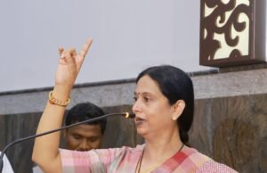 ಪಂಚ ಗ್ಯಾರಂಟಿ ಯೋಜನೆಗಳಿಂದ ಮಹಿಳಾ ಸಬಲೀಕರಣ : ಸಚಿವೆ ಲಕ್ಷ್ಮೀ ಹೆಬ್ಬಾಳಕರ್ : ಸಾಮೂಹಿಕ ಸೀಮಂತ ಕಾರ್ಯಕ್ರಮದಲ್ಲಿ ಸಚಿವರ ಹೇಳಿಕೆ..!