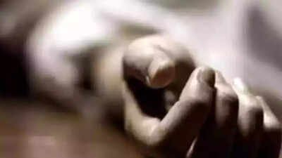 man-jumps-from-second-floor-of-mantri-mall-and-dies-in-banlgalore