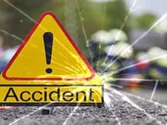 ಶಿವಮೊಗ್ಗ: ಬೈಕ್ನಲ್ಲಿ ಬರುತ್ತಿದ್ದ ದಂಪತಿ ಲಾರಿಯ ಚಕ್ರದಡಿಗೆ ಬಿದ್ದು ಸಾವು…!!