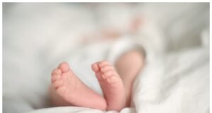 ಪರೀಕ್ಷೆ ಬರೆಯುವಾಗಲೇ ಕಾಡಿದ ಹೊಟ್ಟೆನೋವು : ಟಾಯ್ಲೆಟ್ನಲ್ಲಿ ಮಗುವಿಗೆ ಜನ್ಮ ನೀಡಿದ ಅಪ್ರಾಪ್ತ ಬಾಲಕಿ…!!