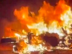 ಚಲಿಸುತ್ತಿದ್ದ ಬೈಕ್ಗೆ ಬೆಂಕಿ : ಕ್ಷಣಾರ್ಧದಲ್ಲಿ ಭಸ್ಮವಾದ ಯಮಹಾ R15…!!