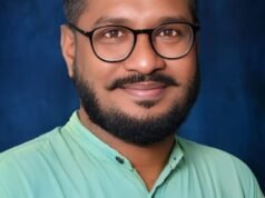 ಉಡುಪಿ: ಯುದ್ಧ- ಹಿಂಸೆ ವಿರುದ್ಧ ಏಕಾಂಗಿ ಪ್ರತಿಭಟನೆಗಿಳಿದ ಕಲಾವಿದ ಉಪನ್ಯಾಸಕ ರಾಮಾಂಜಿ