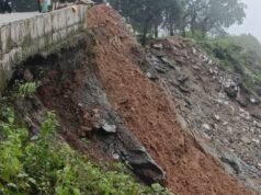 ಹುಲಿಕಲ್ ಘಾಟ್ ದುರಂತ: ಗುಡ್ಡ ಕುಸಿದು ಮೂವರು ಕಾರ್ಮಿಕರ ಸಾವು, ಹೆದ್ದಾರಿ ಸಂಚಾರ ಅಸ್ತವ್ಯಸ್ತ