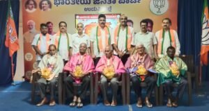 ಜಿಲ್ಲಾ ಬಿಜೆಪಿ ವತಿಯಿಂದ ಸ್ಥಾಪನಾ ದಿನಾಚರಣೆ : ಹಿರಿಯ ಕಾರ್ಯಕರ್ತರಿಗೆ ಸನ್ಮಾನ…!!