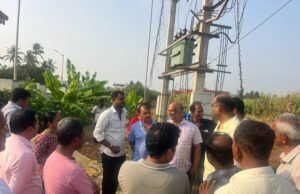 ಮಳೆಗಾಲದ ನೆರೆ ತಡೆಗೆ ಮೂಡು ತೋಡಿನಲ್ಲಿ ಹೂಳು ತೆರವು : ಶಾಸಕ ಯಶ್ ಪಾಲ್ ಸುವರ್ಣ ಪರಿಶೀಲನೆ