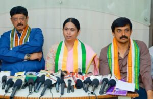 ಡಿಎಂಕೆ-ಕಾಂಗ್ರೆಸ್ ಮೈತ್ರಿಕೂಟ ಬೆಂಬಲಿಸಿ : ಸಚಿವೆ ಲಕ್ಷ್ಮೀ ಹೆಬ್ಬಾಳಕರ್ ಮನವಿ