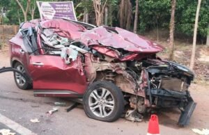 ಕಾಪು ಸಮೀಪ ಲಾರಿ – ಕಾರು ಡಿಕ್ಕಿಯಾಗಿ ಭೀಕರ ಅಪಘಾತ : ಓರ್ವ ಸಾವು : ಇಬ್ಬರಿಗೆ ಗಾಯ..!!