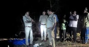 ಸ್ನೇಹಿತನ ತಲೆ ಮೇಲೆ ಕಲ್ಲು ಎತ್ತಿಹಾಕಿ ಬರ್ಬರ ಹತ್ಯೆ..!