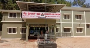 ಹೆಬ್ರಿ: ಮಿನಿ ಗೂಡ್ಸ್ ವಾಹನ ಢಿಕ್ಕಿ : ಓರ್ವ ಯುವತಿ ಮೃತ್ಯು : ವಿದ್ಯಾರ್ಥಿನಿ ಗಂಭೀರ ಗಾಯ..!!