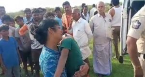 ಮಂತ್ರಾಲಯ ಬಳಿಯ ತುಂಗಭದ್ರಾ ನದಿಯಲ್ಲಿ ಐವರು ನೀರುಪಾಲು : ಮೂವರ ಶವ ಪತ್ತೆ…!!