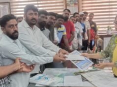 ಮಲ್ಪೆ ಬಂದರಿನಲ್ಲಿ ಪ್ರವಾಸಿಗರ ದೋಣಿ ಸಂಚಾರ ವಿರೋಧಿಸಿ ಜಿಲ್ಲಾಧಿಕಾರಿಗೆ ಮನವಿ
