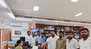 ಉಡುಪಿ ಜಿಲ್ಲೆಯ ಬಗ್ಗೆ ರಾಜ್ಯ ಸರ್ಕಾರದ ನಿರ್ಲಕ್ಷ್ಯ ಧೋರಣೆ ಕೈಬಿಟ್ಟು ಜಿಲ್ಲೆಯ ಅಗ್ನಿಶಾಮಕ ದಳದ ಬಲವರ್ಧನೆ ಆಗ್ರಹಿಸಿ ಬಿಜೆಪಿ ಯುವಮೋರ್ಚಾ ವತಿಯಿಂದ ಜಿಲ್ಲಾಧಿಕಾರಿಗಳಿಗೆ ಮನವಿ