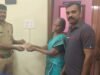 ಕೊಲ್ಲೂರು, : ಕಳವಾದ ಚಿನ್ನದ ಸರ : ಪರ್ಸನ್ನು ಎರಡೇ ಗಂಟೆಯಲ್ಲಿ ಪತ್ತೆಹಚ್ಚಿದ ಪೊಲೀಸರು…!!