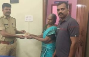 ಕೊಲ್ಲೂರು, : ಕಳವಾದ ಚಿನ್ನದ ಸರ : ಪರ್ಸನ್ನು ಎರಡೇ ಗಂಟೆಯಲ್ಲಿ ಪತ್ತೆಹಚ್ಚಿದ ಪೊಲೀಸರು…!!