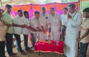 ಪಳ್ಳಿ: ಸೂರಿಲ್ಲದ ಕುಟುಂಬಕ್ಕೆ ಸುಂದರ ಮನೆ ನಿರ್ಮಿಸಿಕೊಟ್ಟು ಸುಮಿತ್ರ ಬದುಕಲ್ಲಿ ಬೆಳಕು ಮೂಡಿಸಿದ ಸಮಾನ ಮನಸ್ಕರ ತಂಡ..!