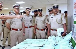 ನಿಷೇಧಿತ ಮಾದಕ ವಸ್ತುಗಳ ಮಾರಾಟ : 35 ಕೋಟಿ ರೂ.ಮೌಲ್ಯದ ಮಾಲು ವಶ : ಎಂಟು ಮಂದಿಯ ಬಂಧನ…!!
