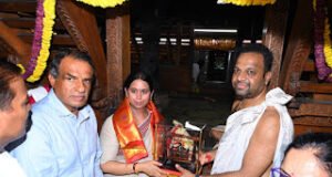 ಕೊಡವೂರು ಮಹಾರುದ್ರಯಾಗ – ಸಚಿವೆ ಲಕ್ಷ್ಮೀ ಹೆಬ್ಬಾಳ್ಕರ್ ಆಗಮನ…!!