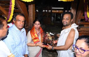 ಕೊಡವೂರು ಮಹಾರುದ್ರಯಾಗ – ಸಚಿವೆ ಲಕ್ಷ್ಮೀ ಹೆಬ್ಬಾಳ್ಕರ್ ಆಗಮನ…!!