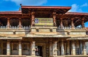 ಕೊಲ್ಲೂರು ದೇವಸ್ಥಾನದಲ್ಲಿ ವರಾಹ ಮಿಹಿರನ್ ಕಥಕ್ಕಳಿ ಪ್ರದರ್ಶನ..!!