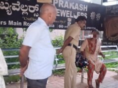 ಬಸ್ ನಿಲ್ದಾಣದಲ್ಲಿ ಅಸಹಾಯಕ ಸ್ಥಿತಿಯಲ್ಲಿದ್ದ ಒಂಟಿ ಮಹಿಳೆಯ ರಕ್ಷಣೆ