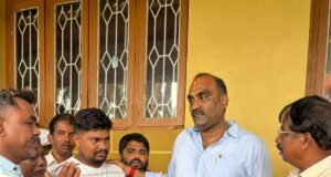 ತೆಂಗಿನ ಕಾಯಿ ಬಿದ್ದು ಮೃತಪಟ್ಟ ಮಗು ದಕ್ಷ್ ಮನೆಗೆ ಶಾಸಕ ಯಶ್ ಪಾಲ್ ಸುವರ್ಣ ಭೇಟಿ ನೀಡಿ ಸಾಂತ್ವಾನ…!!