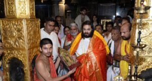 ಉಡುಪಿ ಶ್ರೀಕೃಷ್ಣ ಮಠಕ್ಕೆ ಖ್ಯಾತ ಉದ್ಯಮಿ ಅನಂತ್ ಅಂಬಾನಿ ಭೇಟಿ…!!