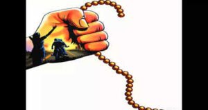 ಮಂಜೇಶ್ವರ : ಮಹಿಳೆಯ ಸರ ಕಸಿದು ಪರಾರಿ…!!