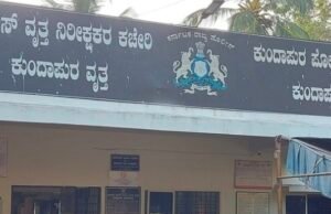 ವ್ಯಕ್ತಿಯೊಬ್ಬರಿಗೆ ಹೆಲ್ಮೆಟ್ ನಿಂದ ಹಲ್ಲೆ…!!