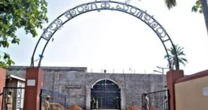 ಜೈಲಿನೊಳಗೆ ಗಾಂಜಾ ಎಸೆದ ಪ್ರಕರಣ : ಆರೋಪಿಯನ್ನು ಬೆನ್ನಟ್ಟಿ ಹಿಡಿದ ಪೊಲೀಸರು…!!