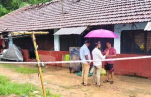 ಮನೆಯ ಮೇಲೆ ಧರೆ ಕುಸಿದು ಮೂರು ಸಾವು, ಅಪಾರ ನಷ್ಟ : ಸೂಕ್ತ ಪರಿಹಾರ ಕ್ರಮಕ್ಕೆ ಒತ್ತಾಯ – ಡಿವೈಎಫ್ಐ…!!