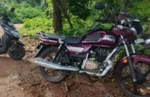 ಕಾರ್ಕಳ: ಶಿವತಿಕೆರೆ ಬಳಿ ಸ್ಕೂಟಿ – ಬೈಕ್ ನಡುವೆ ಅಪಘಾತ : ಕಂದಾಯ ನಿರೀಕ್ಷಕರಿಗೆ ಗಂಭೀರ ಗಾಯ..!!