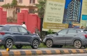 ಉಡುಪಿ: ನಿಯಂತ್ರಣ ತಪ್ಪಿದ ಕಿಯಾ ಕಾರು ಫುಟ್ಪಾತ್ಗೆ ಡಿಕ್ಕಿ- ತಪ್ಪಿದ ಭಾರೀ ಅನಾಹುತ..!!